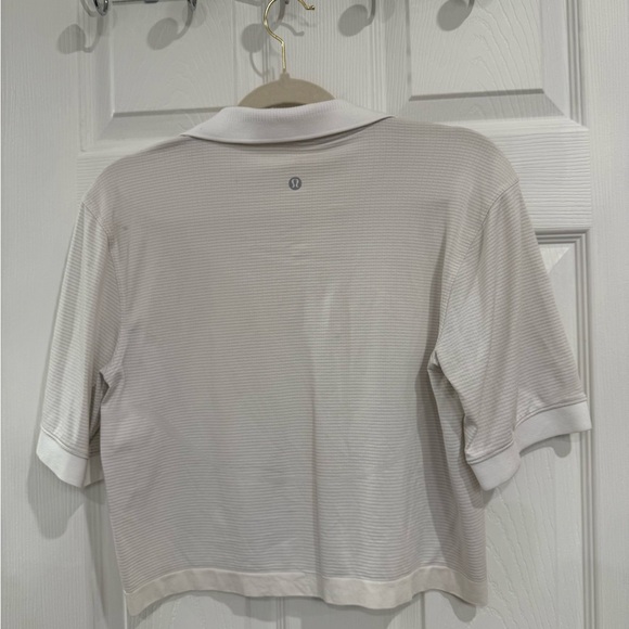 lululemon athletica White Short Sleeve Golf Polo Top - Picture 2 of 2